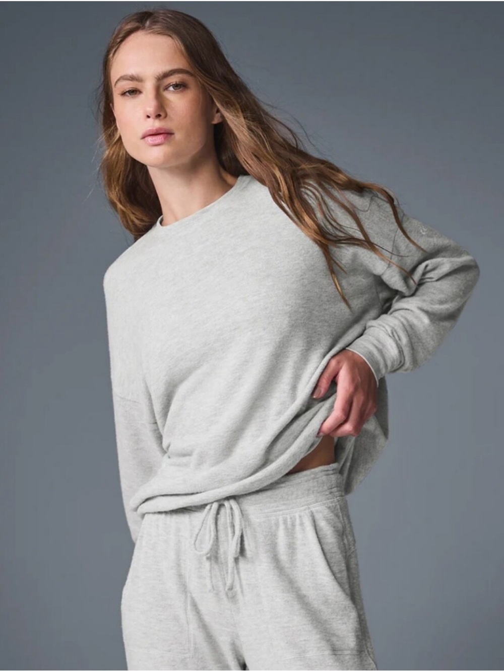 Alo Yoga Soho Pullover Gray